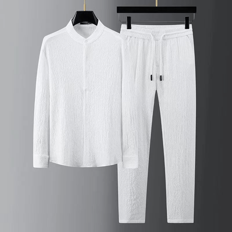 Completo tuta uomo monopetto con vita elastica per stile casual e massimo comfort.