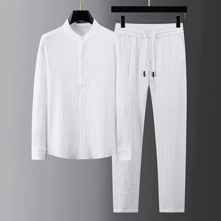 Completo tuta uomo monopetto con vita elastica per stile casual e massimo comfort.