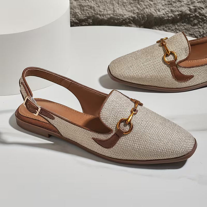 Ballerine slingback da donna bianche, eleganti e comode per il comfort quotidiano. Calzature moda.
