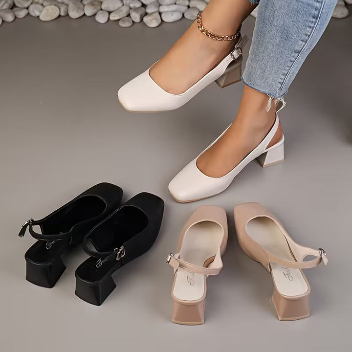 Calzature donna slingback con tacco largo, ideali per outfit eleganti o casual chic.