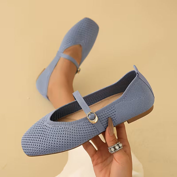 Ballerine Mary Jane donna classiche nere in pelle, perfette per comfort ed eleganza quotidiana.