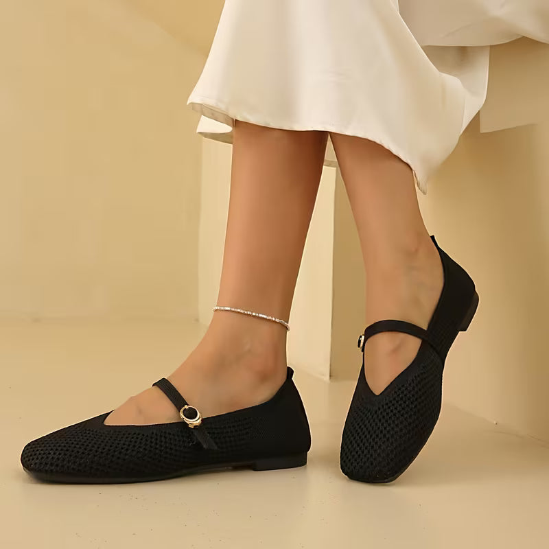 Classiche ballerine Mary Jane nere per donna, scarpe eleganti per un tocco di raffinatezza senza tempo.