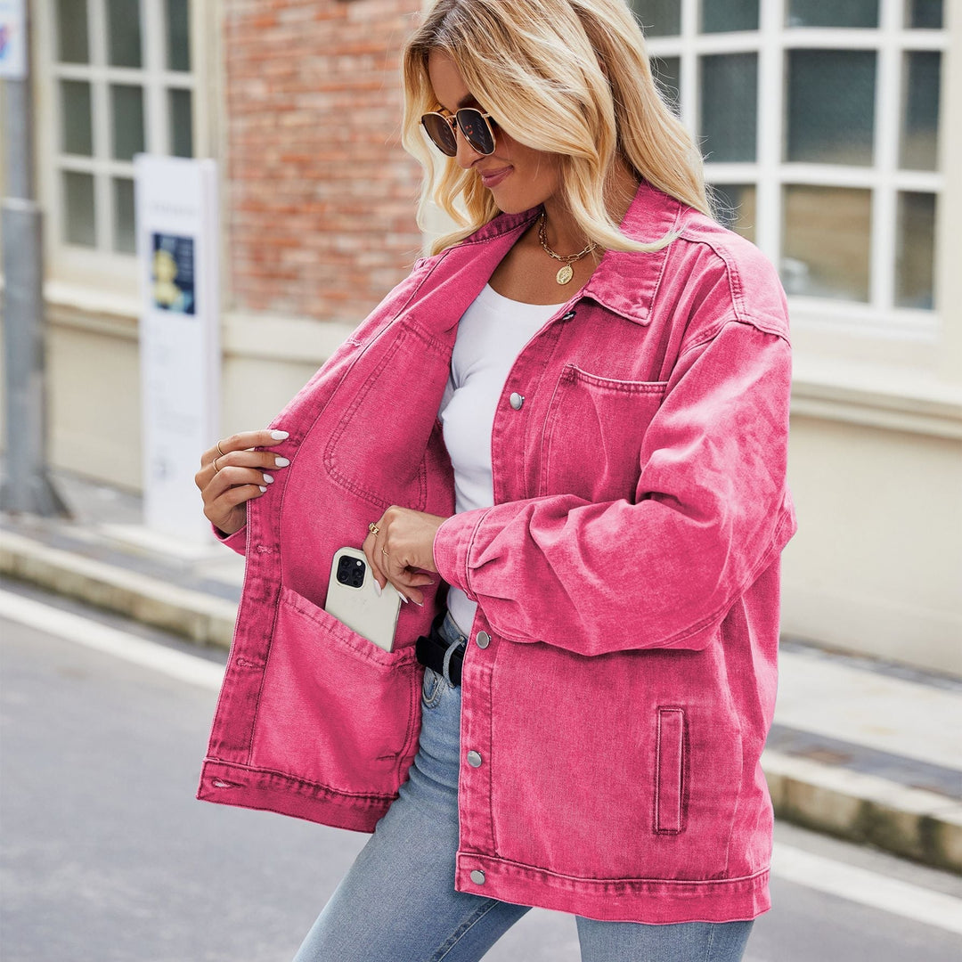 Giacca ampia in denim da donna. Stile casual versatile per outfit primavera/autunno. Massima moda e comfort.