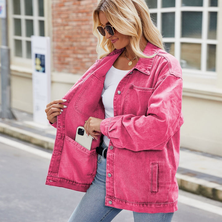 Giacca ampia in denim da donna. Stile casual versatile per outfit primavera/autunno. Massima moda e comfort.