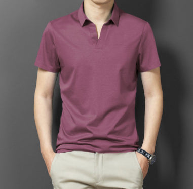 Stile uomo: polo a maniche corte tinta unita, vestibilità dritta. Look casual elegante per il tuo guardaroba.