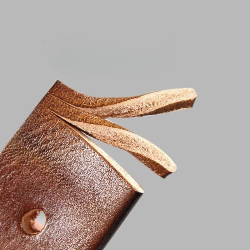 Accessorio uomo: cintura in pelle artigianale, look casual elegante con fibbia in ottone. Ideale per jeans.