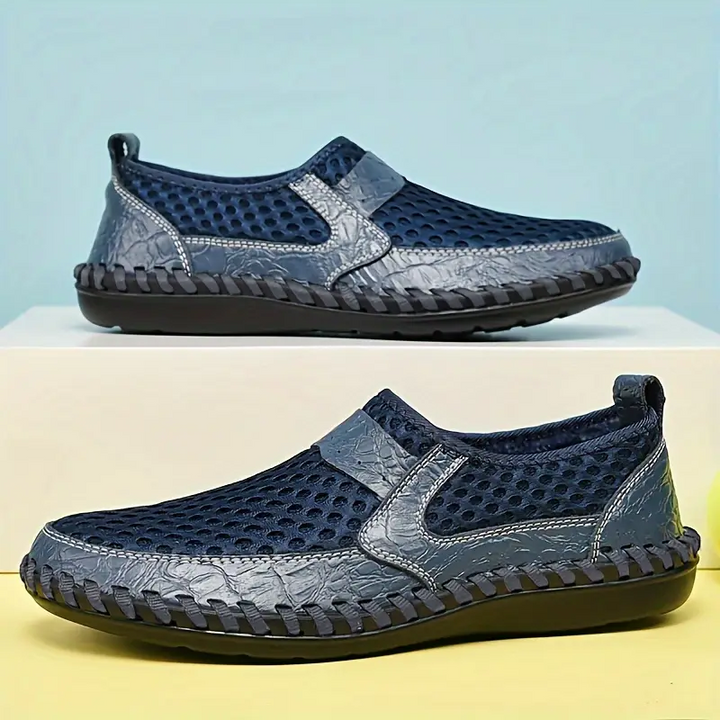 Scarpe casual uomo slip-on ammortizzate, con suola antiscivolo per una presa sicura e massimo comfort.