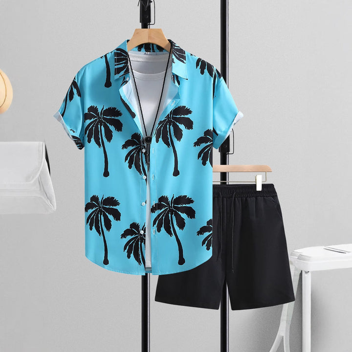 Completo due pezzi uomo estivo azzurro. Camicia e pantaloncini morbidi per un look casual-chic e massimo comfort.