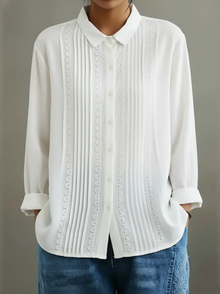 Blusa donna leggera e versatile con pizzo, ideale per stile casual o elegante, comfort moda femminile.