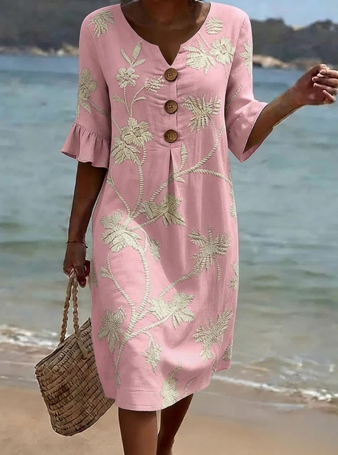 Fresco abito da donna in cotone floreale, con maniche 3/4, ottimo per il comfort estivo quotidiano.