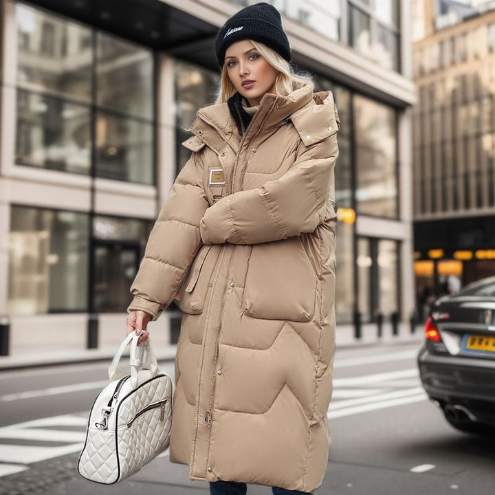 Giaccone invernale donna puffer elegante, caldo e confortevole. Tessuto di qualità per il freddo.