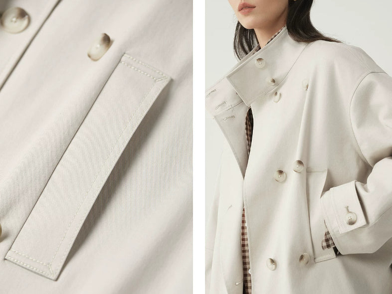Giacca donna doppiopetto abbinata a pantaloni, outfit versatile e chic. Moda donna autunno inverno.