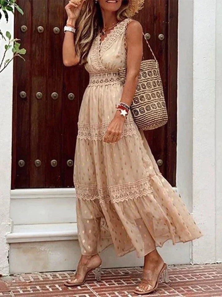 Abito lungo donna in pizzo elegante, ideale per primavera, estate o cerimonia.
