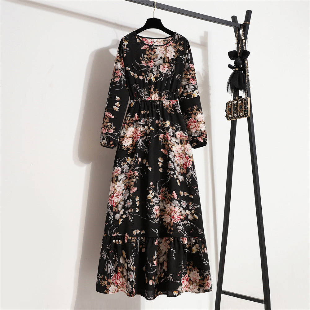 Abito lungo floreale per donna, ideale per un look da festa o giornaliero, scollo rotondo comodo.