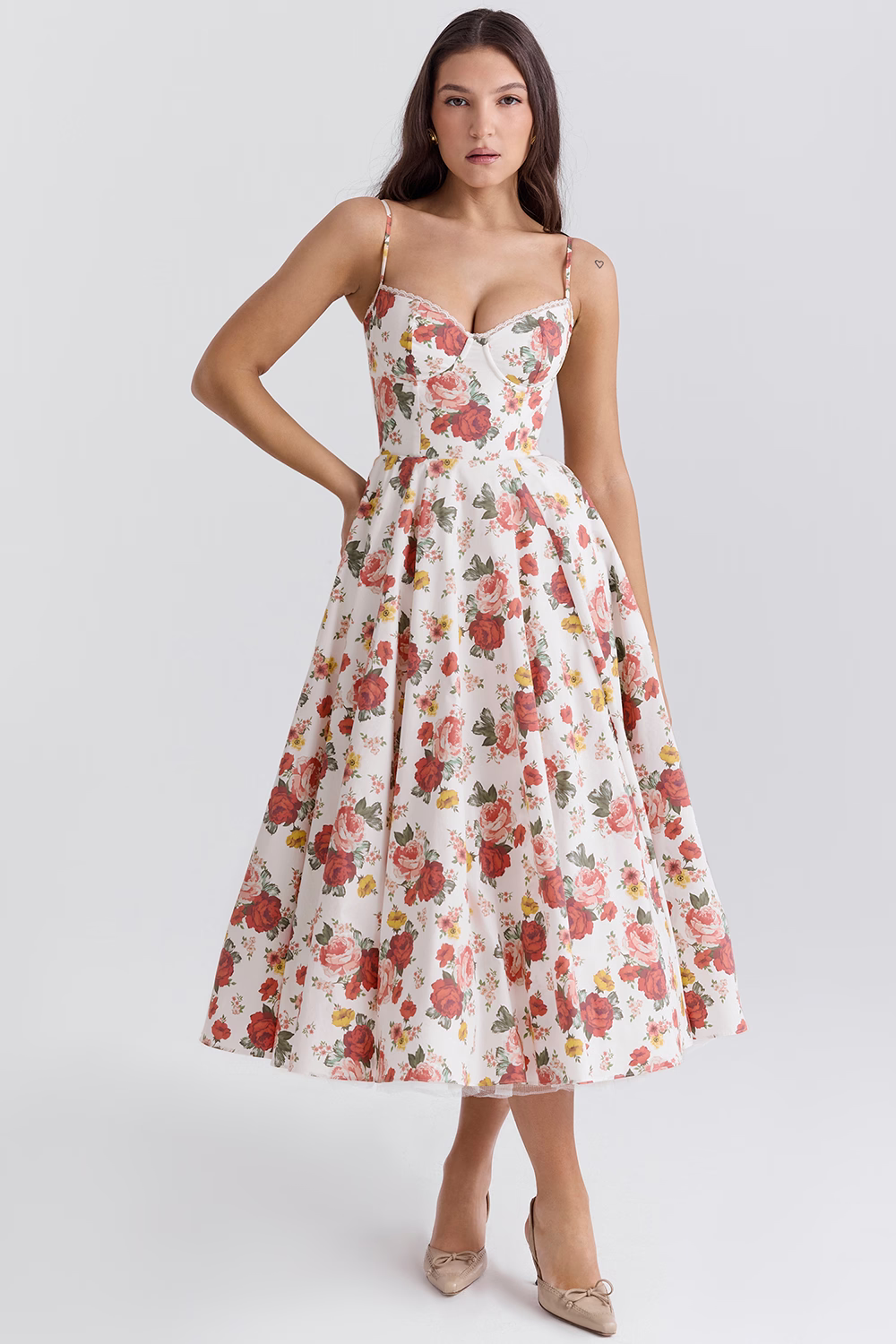 Abito midi donna per eleganza rilassata, fluido e confortevole, perfetto in primavera/estate.