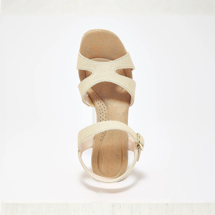 Sandali da donna con zeppa versatili, perfetti per abbinamenti estivi casual, eleganti o formali. Un capo di moda.
