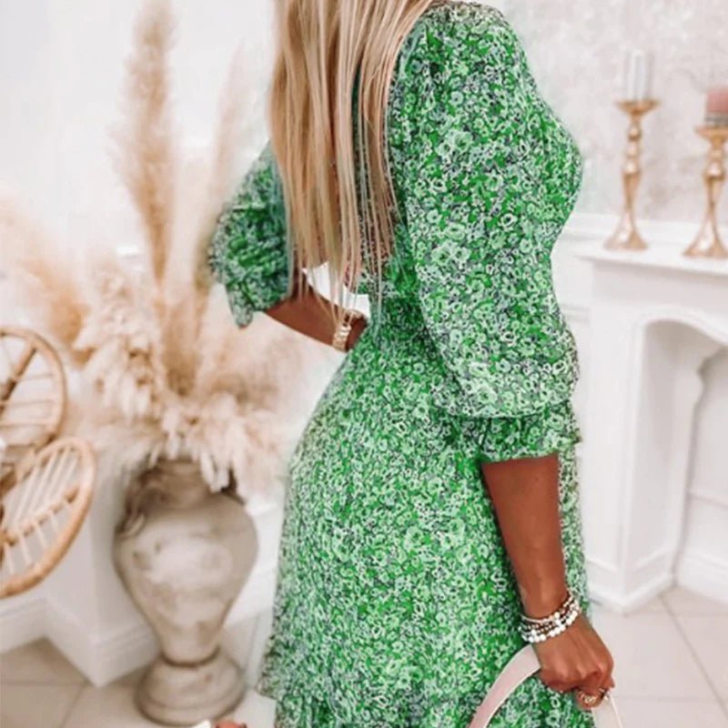 Abito floreale midi, perfetto per la donna che cerca un vestito casual ed elegante per la primavera e le feste estive.