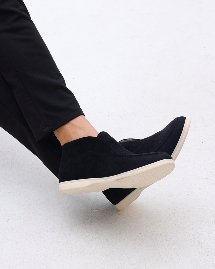 Polacchini uomo Monza visti dall'alto, calzature maschili eleganti e confortevoli per ogni giorno.