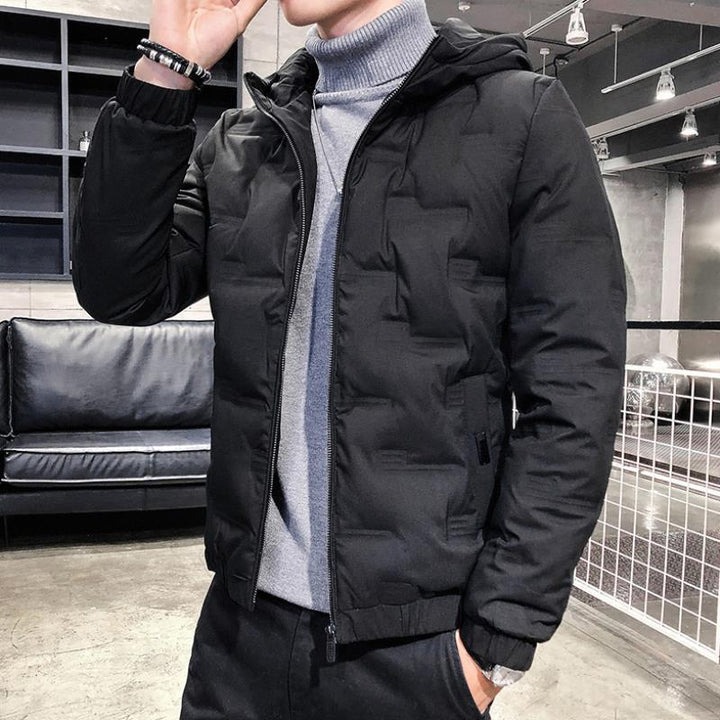 Elegante giacca invernale da uomo, bomber imbottito con zip. Ideale per proteggerti dal freddo con stile.