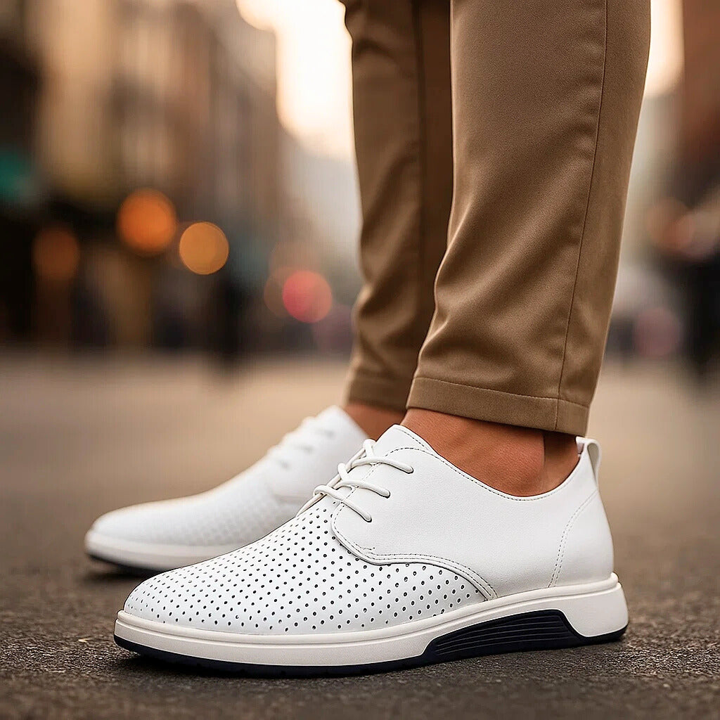 Eleganti mocassini uomo slip-on, scarpe casual con suola antiscivolo, per comfort e stile impeccabile.