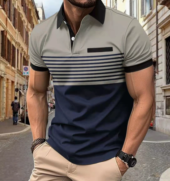 Dettaglio polo uomo a righe, tessuto traspirante, cuciture di qualità, perfetto per la moda maschile estiva.