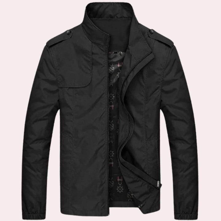 Antivento uomo versatile, leggero e pratico, ottimo per attività all'aperto in primavera/autunno.