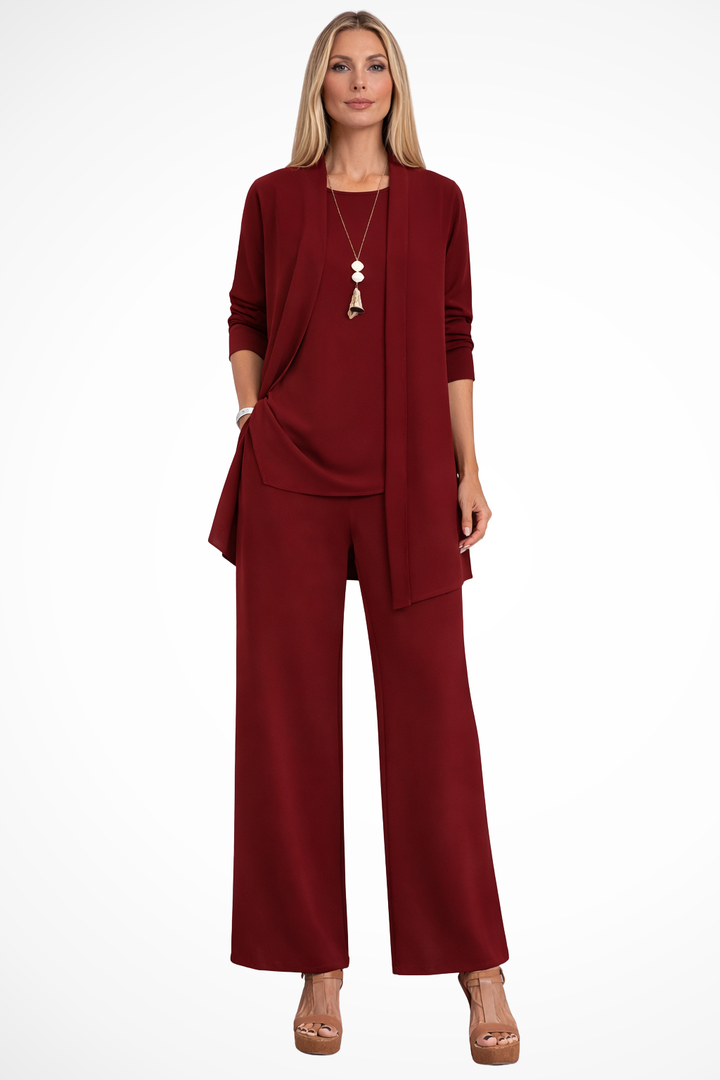Set completo donna elegante con pantaloni larghi. Look ufficio, cardigan donna e top coordinato per stile moderno.
