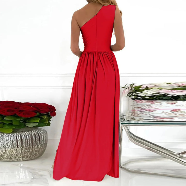 Vestito da donna monospalla, chic e contemporaneo, adatto per serate eleganti e ricevimenti.