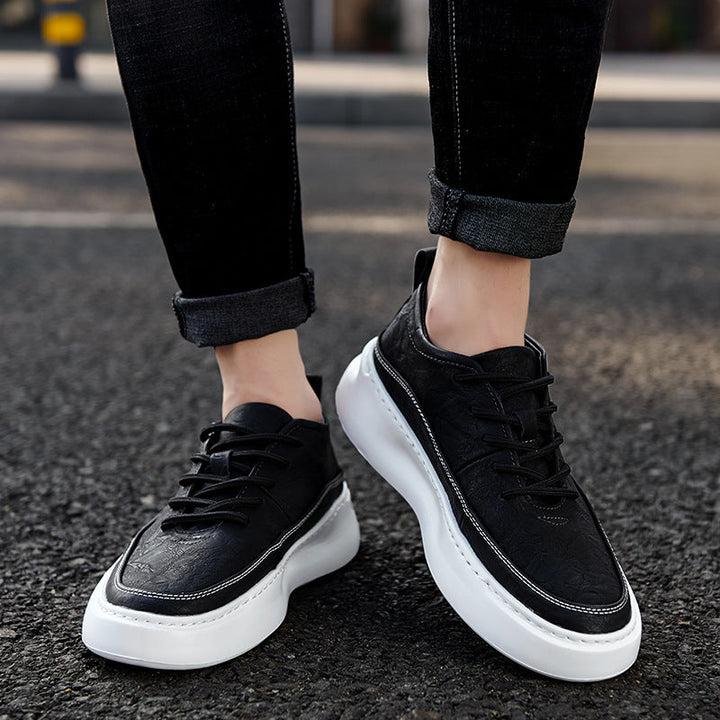 Sneakers uomo moda con suola rialzata, perfette per stile casual-elegante e comfort in ogni passo.