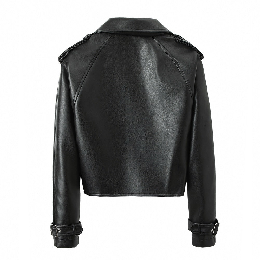 Giacca donna elegante in nero, con cintura regolabile in vita, ideale come capospalla chic per l'inverno.