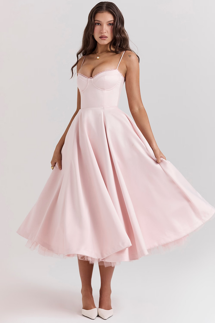 Abito midi fluido e confortevole per donna, stile elegante primavera/estate.