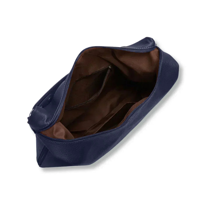 Borsa hobo da donna in un ricco vino rosso, capiente per tutti gli essenziali, con tracolla.
