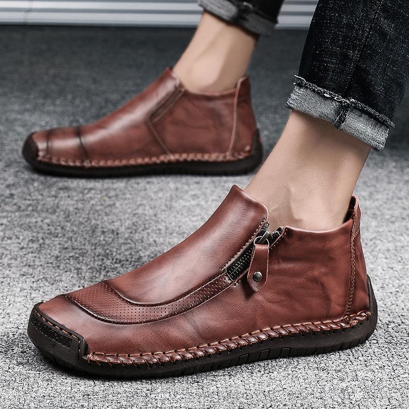 Stivali uomo invernali punta tonda, robusti e confortevoli. Ideali per casual, outdoor con suola in gomma.