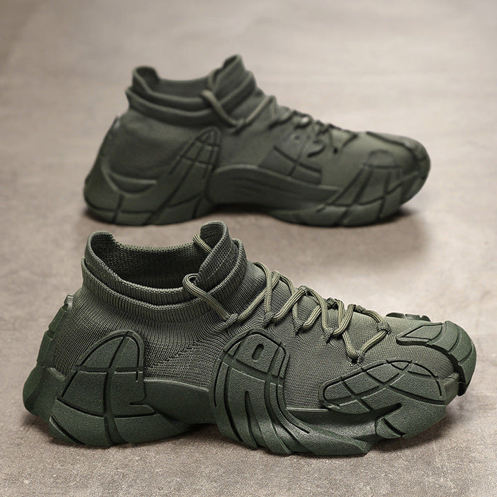 Scarpe sportive uomo comode e leggere, ottime come sneakers casual per ogni giorno.