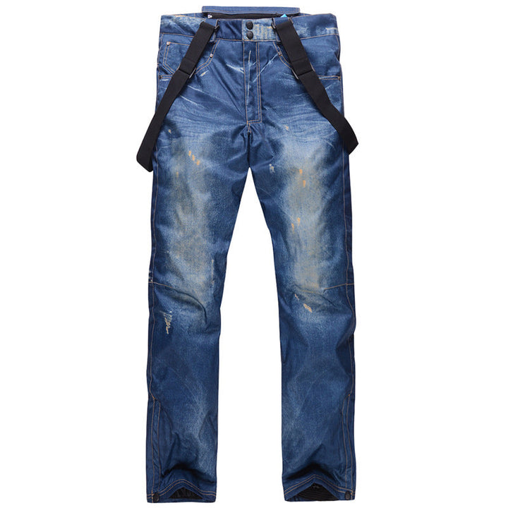 Dettaglio pantaloni da sci uomo impermeabili per sport invernali. Tessuto traspirante e caldo per alte prestazioni.