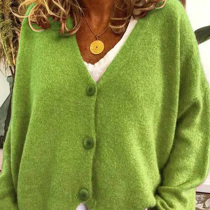 Cardigan donna per outfit casual, con bottoni, aggiunge versatilità al tuo look.