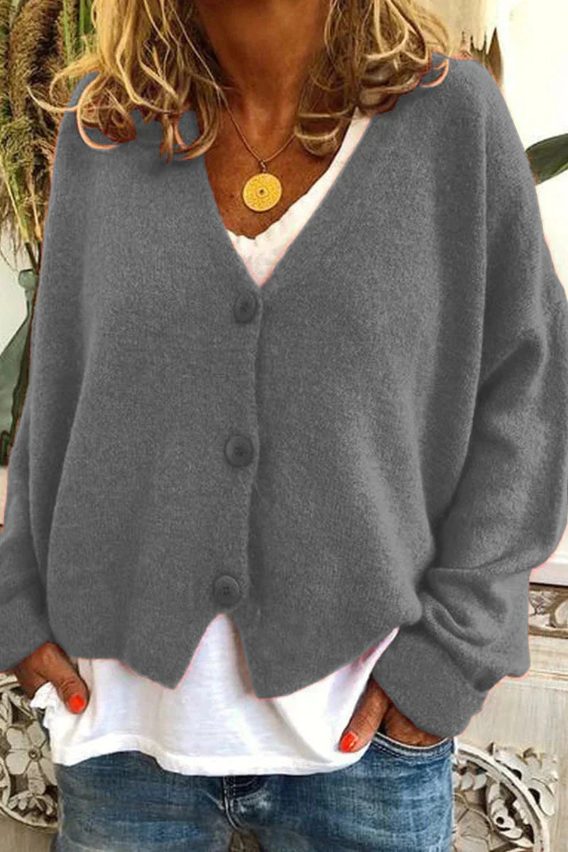 Cardigan patchwork donna, un capo versatile e caldo per l'abbigliamento autunno-inverno.