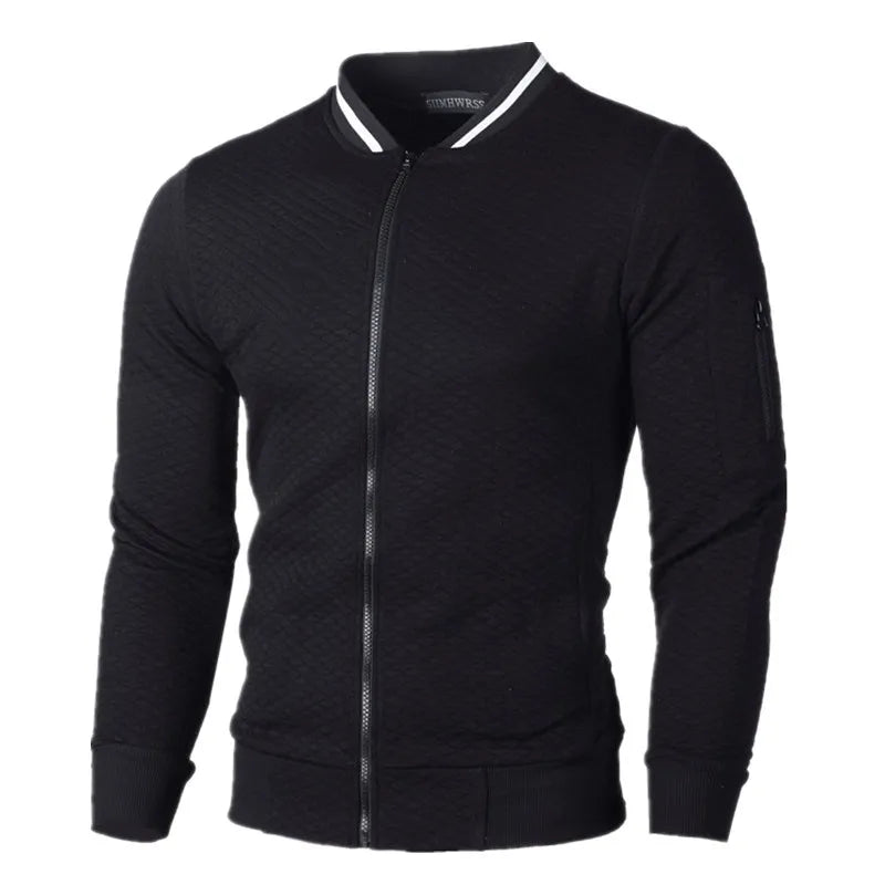 Elegante maglione uomo invernale con zip, in maglia calda. Essenziale per outfit autunnali versatili.