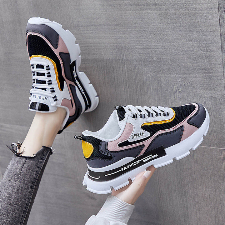 Scarpe da passeggio donna, tacco medio e suola antiscivolo, garantiscono comfort e sicurezza in primavera.