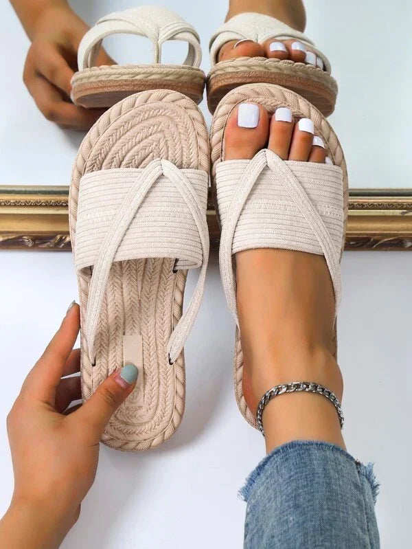 Sandali donna eleganti e comodi, perfetti per l'estate, con design versatile e alla moda.