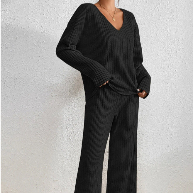 Set donna in maglia due pezzi, ideale per relax, loungewear e un look casual chic senza sforzo.