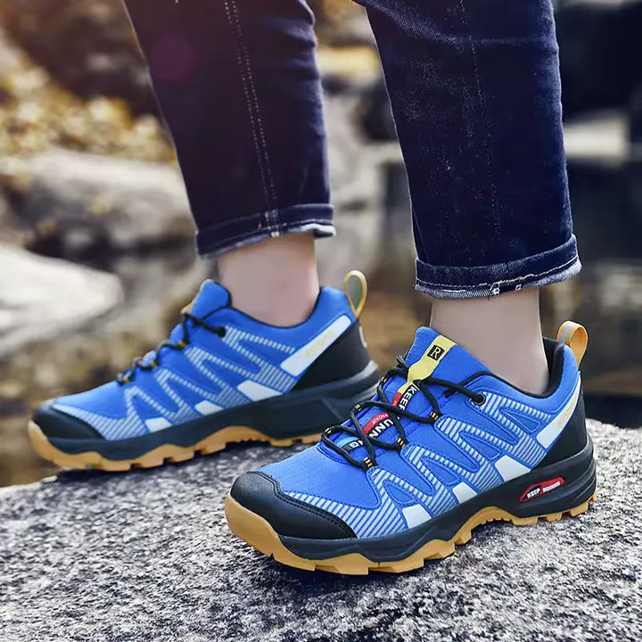 Scarpe sportive uomo traspiranti, con ammortizzazione e supporto per piedi leggeri e attivi.