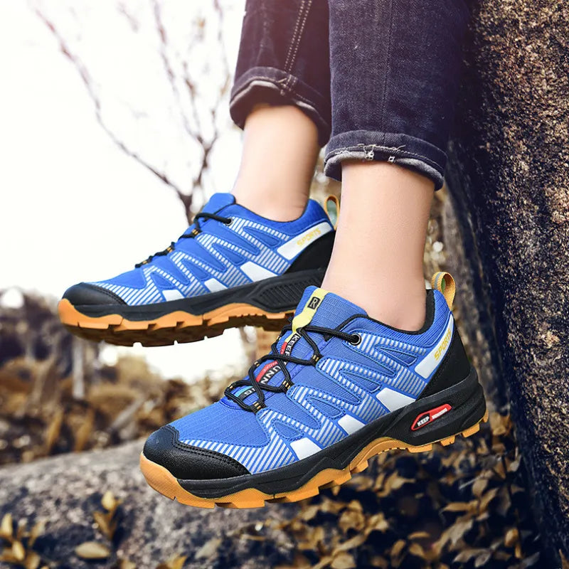 Scarpe da camminata uomo con supporto ortopedico, leggere e traspiranti per comfort durevole.