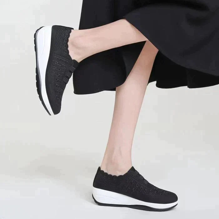 Sneakers estive uomo traspiranti, offrono supporto e leggerezza tutto il giorno.