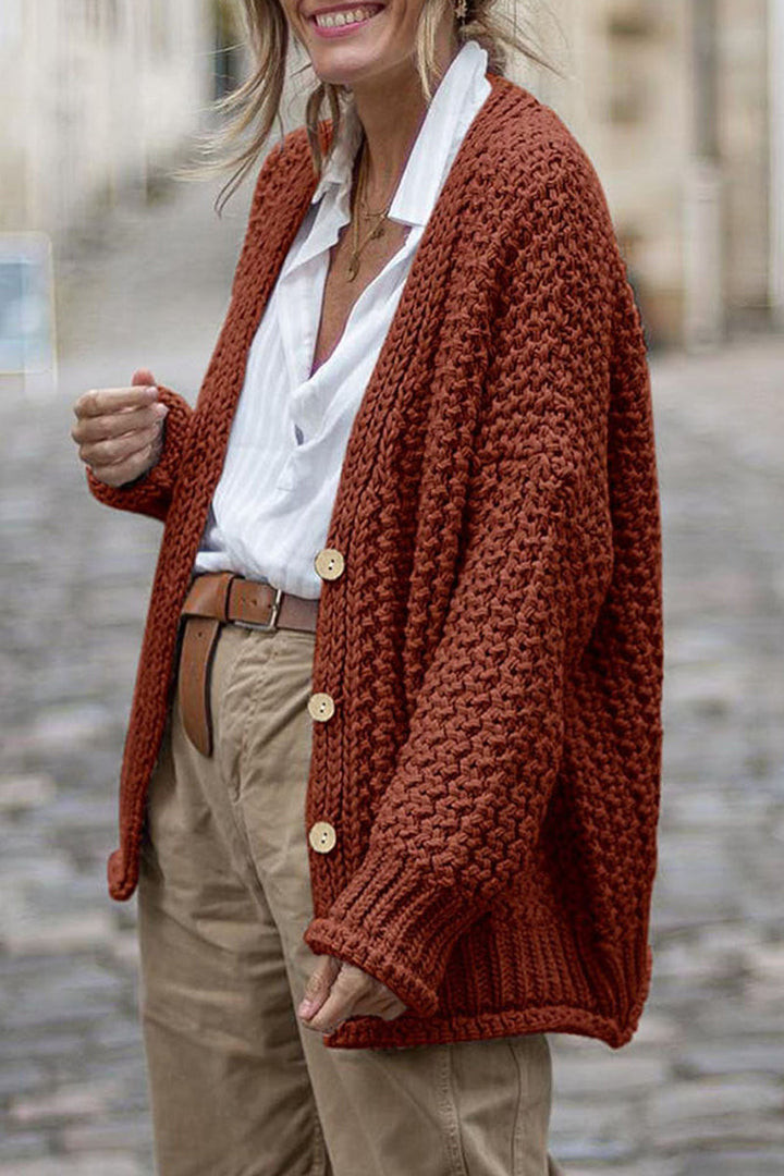 Cardigan oversize donna caldo e spesso, a coste, per massimo comfort. Perfetto per l'abbigliamento autunno-inverno.