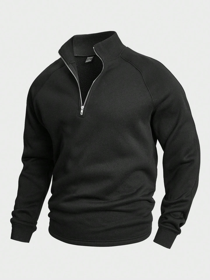 Maglione uomo mezza zip a collo alto, ideale per comfort e stile versatile.