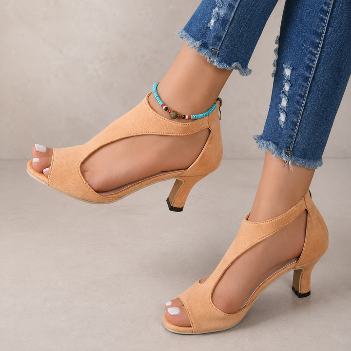 Scarpe donna eleganti, sandali con tacco alto e cinturino alla caviglia, per feste estive e moda raffinata.