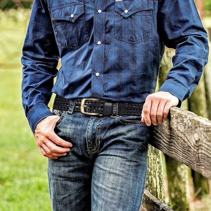 Elegante cintura uomo in vera pelle intrecciata, accessorio versatile per completare ogni outfit.