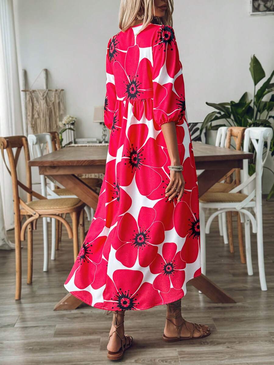 Vestito lungo floreale ed elegante per donna, ideale per eventi estivi o serate speciali con un tocco di classe.