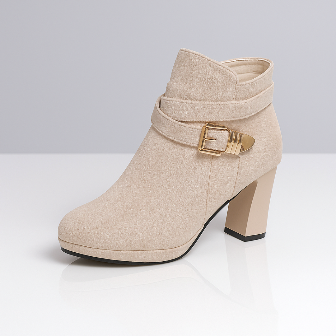 Eleganti stivaletti donna con tacco per l'autunno. Silhouette affusolata, perfetti per outfit casual chic.